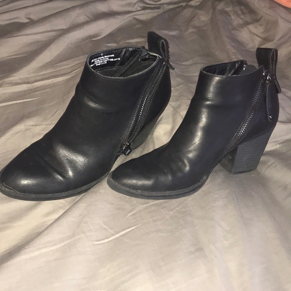 DV by Dolce Vita Shoes - Dolce Vita Booties‼️